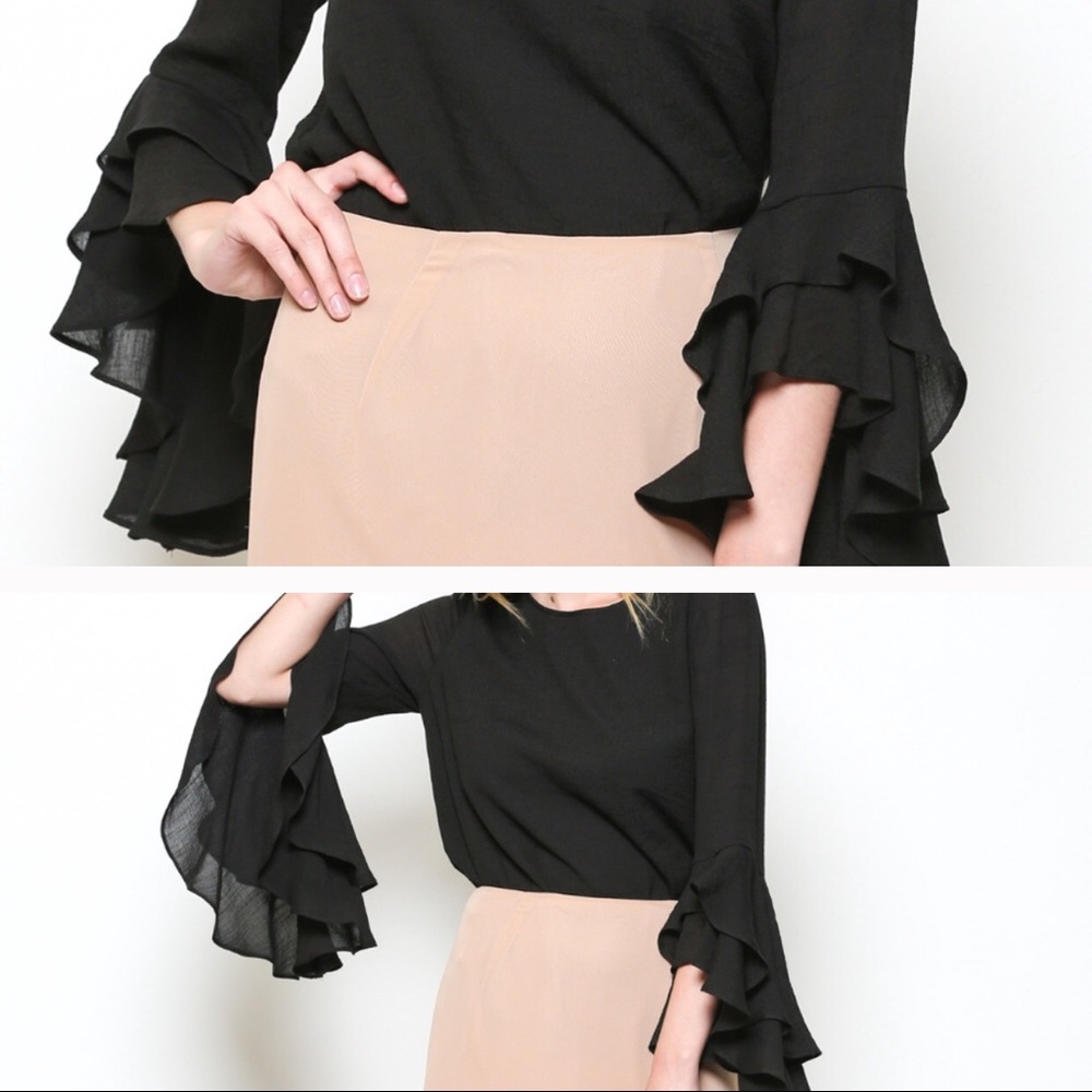 Beautiful Black Bell/Ruffle Sleeve blouse S/M/L - Picture 3 of 3
